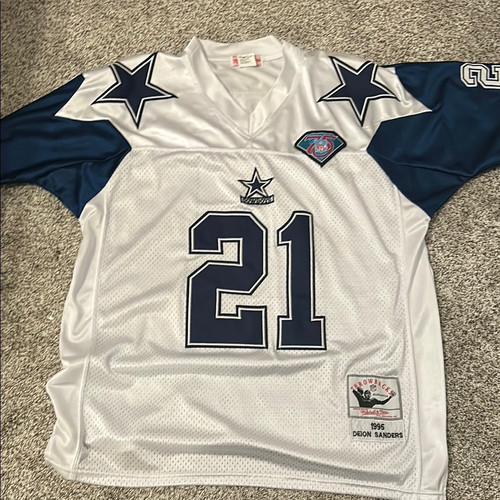 White Throwback Dallas Cowboys jersey